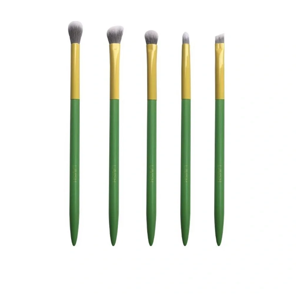 🌿 STUDIOMAKEUP Ease To Wear Palette + LAVISH Essential Eye Brush Set